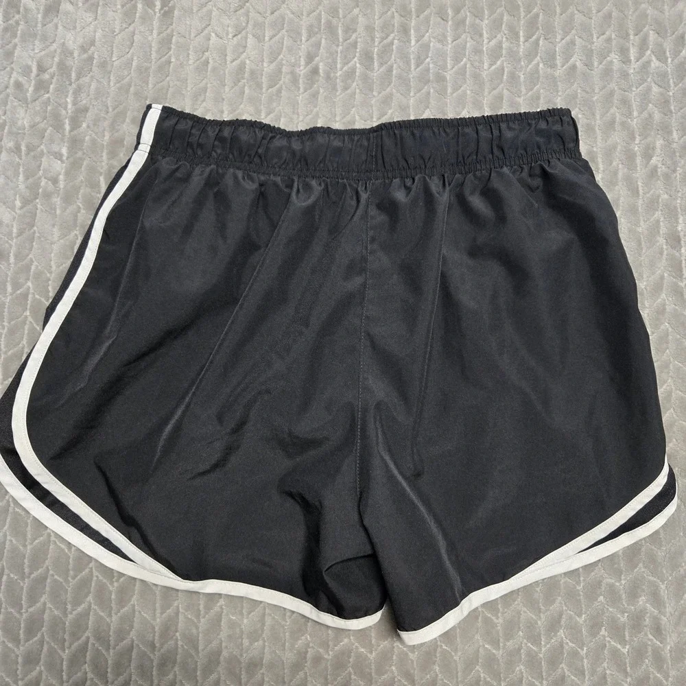 Nike Tempo‎ Dri-FIT Running Shorts Black White HM6096-010 Womens Medium